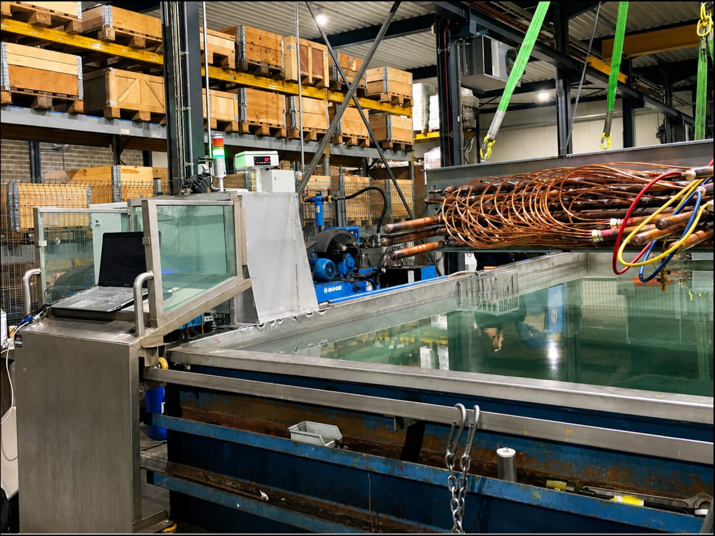 Pressure leak test bench